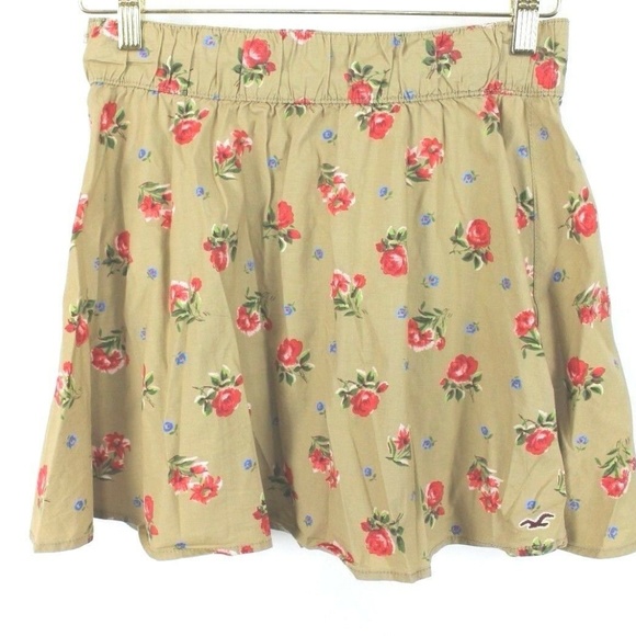 Hollister Skater Skirt Floral Tan Short Mini 7 - Picture 1 of 3
